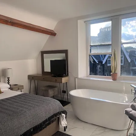 The Penthouse In * ウィンダミア