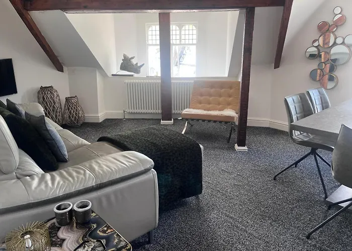 The Penthouse In ويندرمير