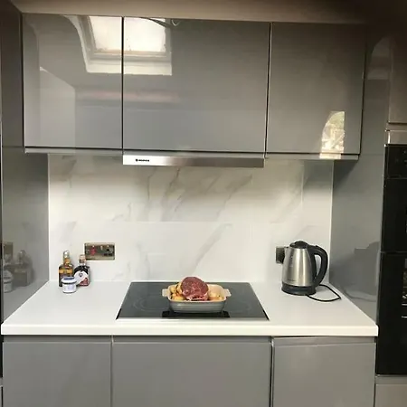 The Penthouse In Apartamento Windermere